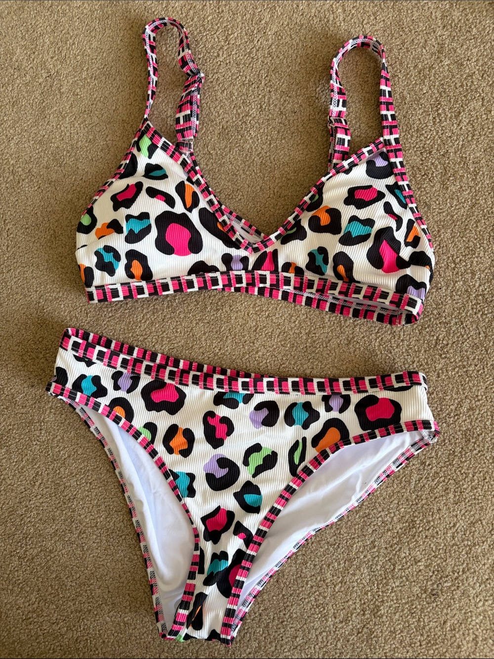 Cupshe bikini set - Picture 2 of 7